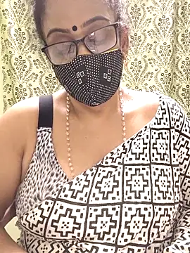 sweet-lotus online show from October 4, 6:28 pm