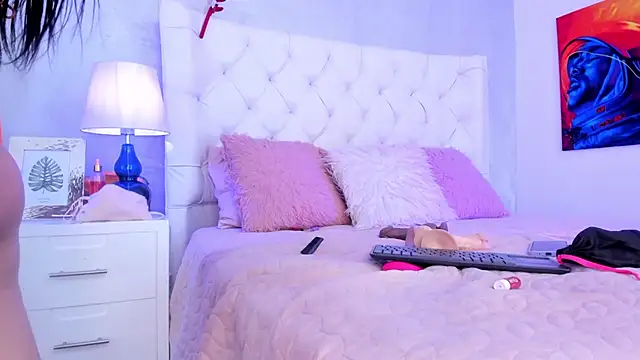 Yara Bliss  online show from November 12, 2:17 pm