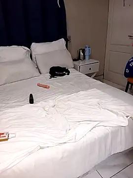 Snapshot of Babysex32 chatting on December 5, 10:57 am Babysex32 online show from December 5, 10:57 am