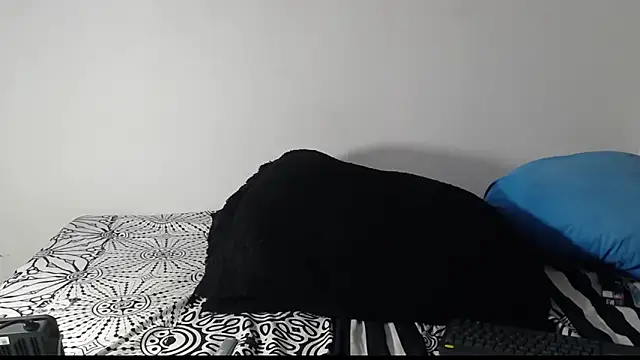 Snapshot of Daniel_laverde chatting on October 19, 8:42 pm Daniel laverde online show from October 19, 8:42 pm