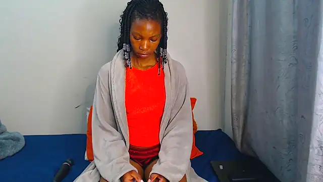 JuicyAdiction online show from August 1, 6:18 pm
