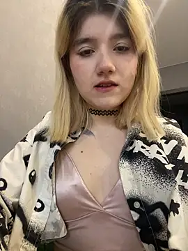 Cherry   Blossom online show from December 18, 9:15 am