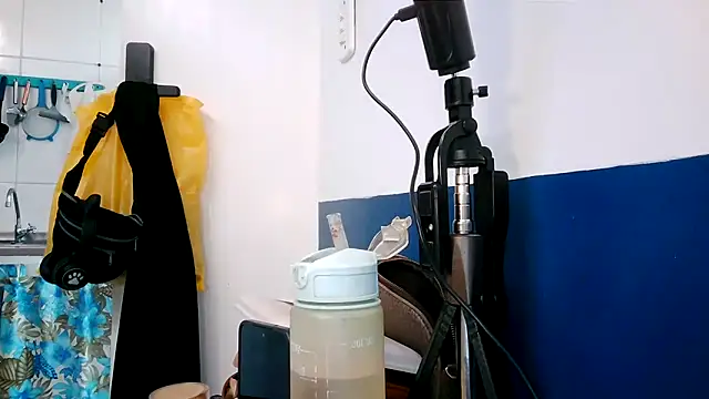 Veronnaink online show from February 25, 12:04 pm