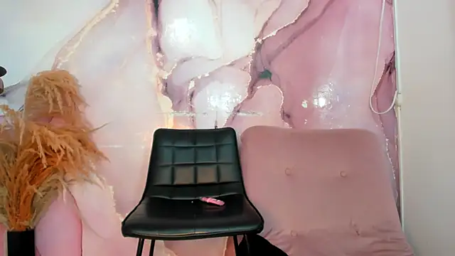 Nini Beyker online show from October 6, 1:19 pm