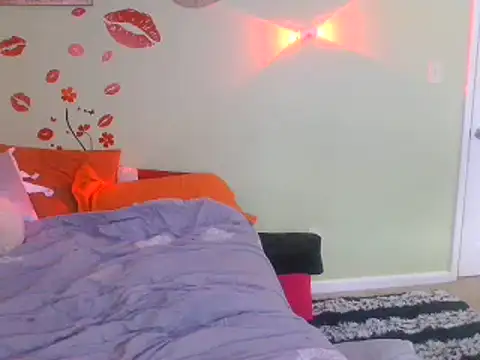 Snapshot of RhondaRump chatting on May 26, 6:59 pm RhondaRump online show from May 26, 6:59 pm