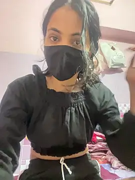 Snapshot of Sandhya_77 chatting on June 4, 5:24 am Sandhya 77 online show from June 4, 5:24 am