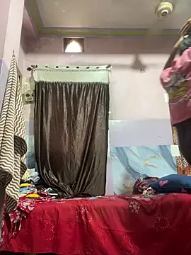 Snapshot of Sandhya_77 chatting on July 16, 4:29 am Sandhya 77 online show from July 16, 4:29 am