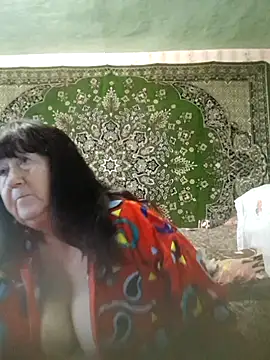 CrystalLime6411 online show from November 17, 12:11 pm