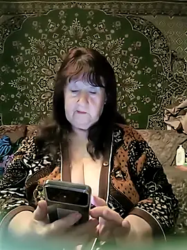 CrystalLime6411 online show from March 26, 4:01 pm