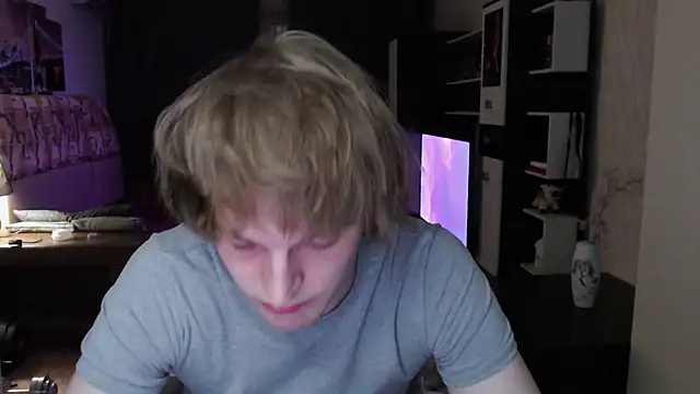 Playersuperstar online show from April 2, 9:12 pm