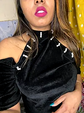 Snapshot of sexy-sukriti chatting on December 2, 5:30 pm sexy-sukriti online show from December 2, 5:30 pm