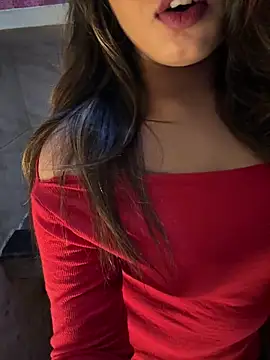 Snapshot of sexy-sukriti chatting on December 15, 11:36 am sexy-sukriti online show from December 15, 11:36 am