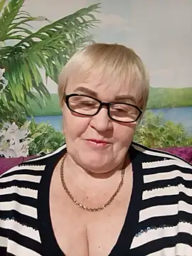 VioletSweet5566 online show from November 1, 3:58 pm