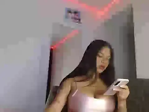 reina reina online show from October 26, 11:53 pm