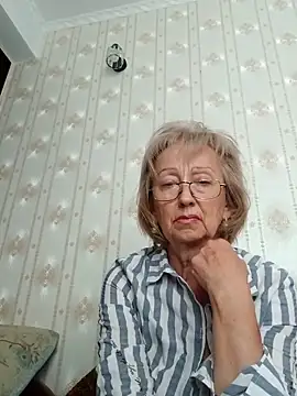 AlikaSwan5821 online show from September 9, 12:48 pm