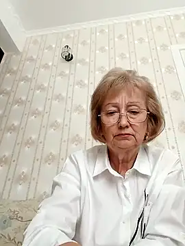 AlikaSwan5821 online show from September 24, 12:52 pm