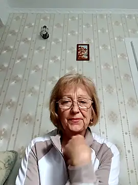 AlikaSwan5821 online show from October 6, 1:30 pm