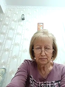 AlikaSwan5821 online show from October 8, 1:20 pm