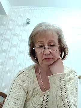 AlikaSwan5821 online show from October 25, 6:46 pm