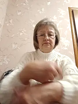 AlikaSwan5821 online show from February 17, 1:29 pm