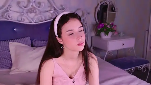 LANA MILANO online show from November 5, 11:21 am