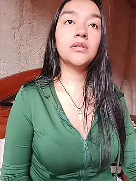 Snapshot of Williams_Hera chatting on March 29, 3:56 pm Williams Hera online show from March 29, 3:56 pm