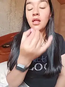 Snapshot of Williams_Hera chatting on April 2, 6:49 pm Williams Hera online show from April 2, 6:49 pm
