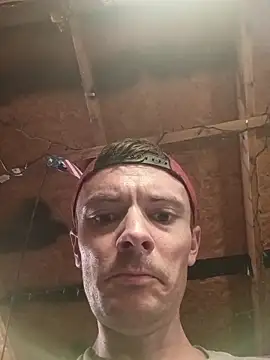 RichardW online show from April 21, 7:03 am