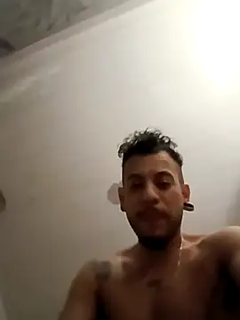 Snapshot of sou_elmaia chatting on October 19, 7:20 am sou elmaia online show from October 19, 7:20 am