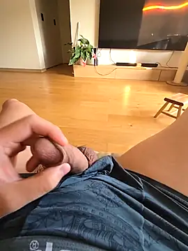 renhedhr online show from December 17, 7:25 am