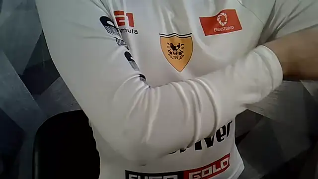 BritneyXKittensx online show from November 16, 4:18 am