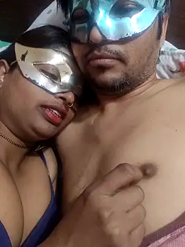 Snapshot of Radhika_01 chatting on December 14, 4:18 am Radhika 01 online show from December 14, 4:18 am