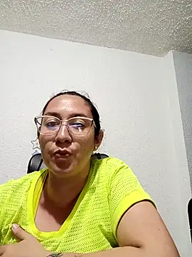 MargaretMonroe online show from April 3, 11:58 pm