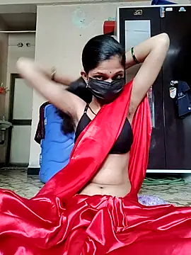 Snapshot of Shivani2002 chatting on September 18, 7:32 am Shivani2002 online show from September 18, 7:32 am