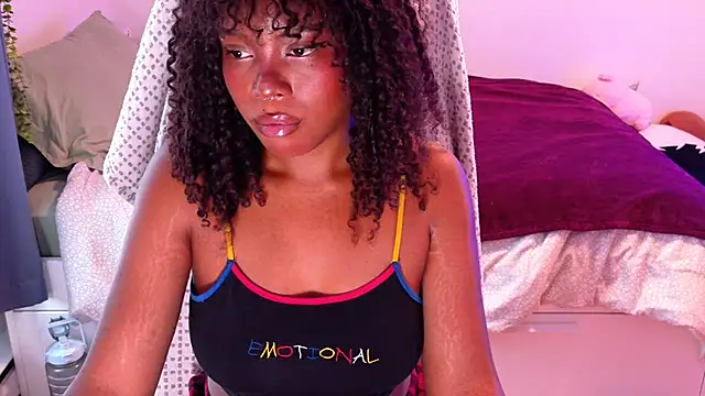 SparklingSoleil online show from April 1, 2:03 pm