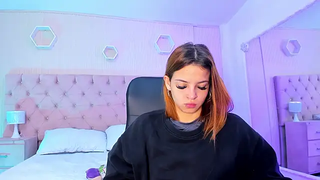 MadisonSky  online show from October 19, 1:12 pm