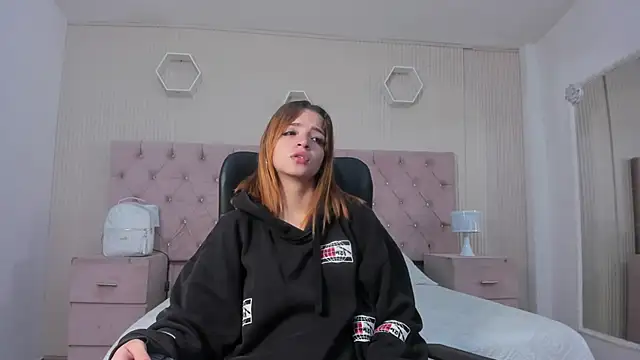 MadisonSky  online show from November 23, 1:22 pm