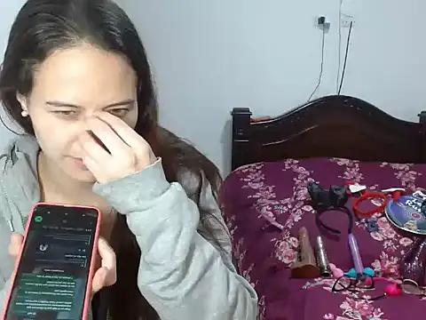 yarafuckass online show from October 15, 9:15 pm