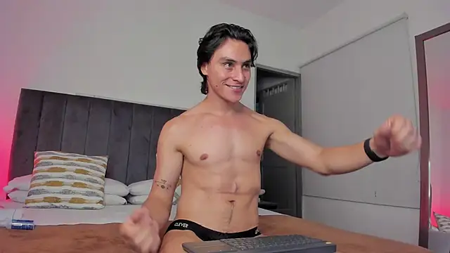 Snapshot of AlexanderHall chatting on October 1, 12:05 am AlexanderHall online show from October 1, 12:05 am