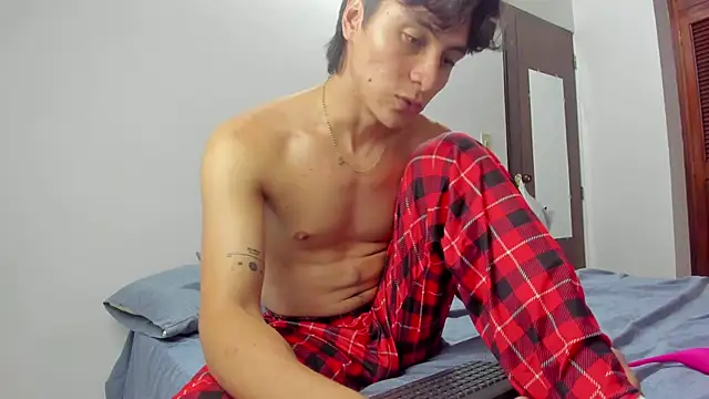 AlexanderHall online show from December 19, 2:29 am