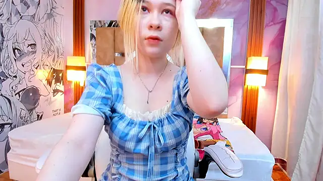 Snapshot of Melody_Lolii chatting on September 17, 5:58 pm Melody Lolii online show from September 17, 5:58 pm