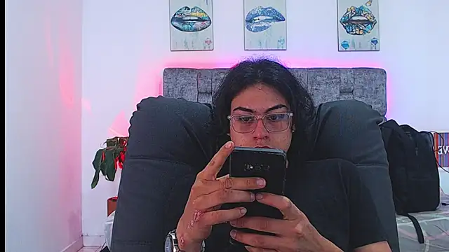 dirty model online show from September 12, 1:28 am