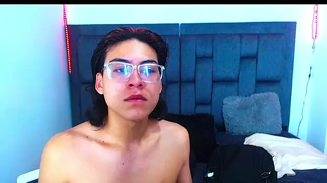 dirty model online show from September 26, 7:34 am