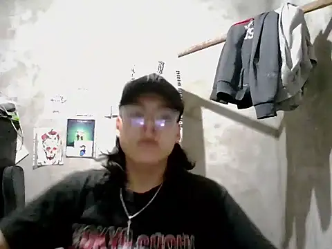 Snapshot of dirty_model chatting on April 26, 4:54 am dirty model online show from April 26, 4:54 am