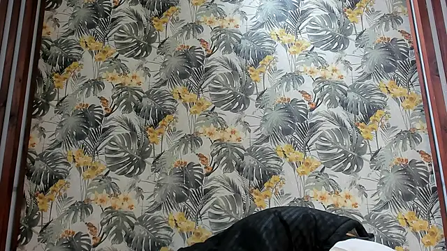 ItaloMoore online show from September 25, 11:03 am