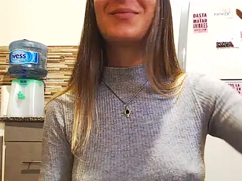 blondaxx online show from April 28, 8:36 pm