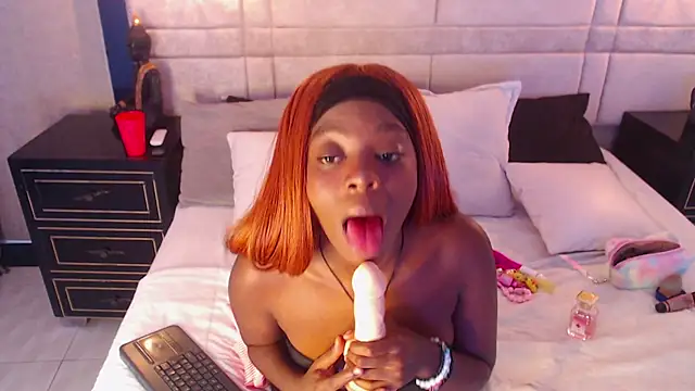 OliviaGarciaa online show from October 3, 7:55 pm