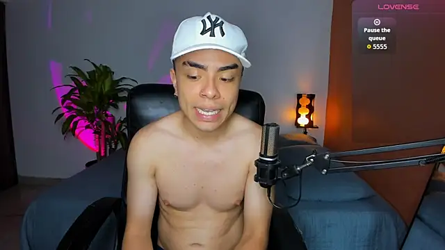 obzidyan online show from September 19, 12:45 am