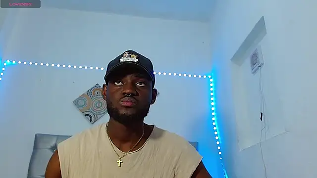 eebony stallion online show from November 14, 6:17 pm