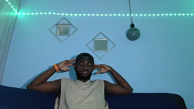 eebony stallion online show from March 20, 3:22 am